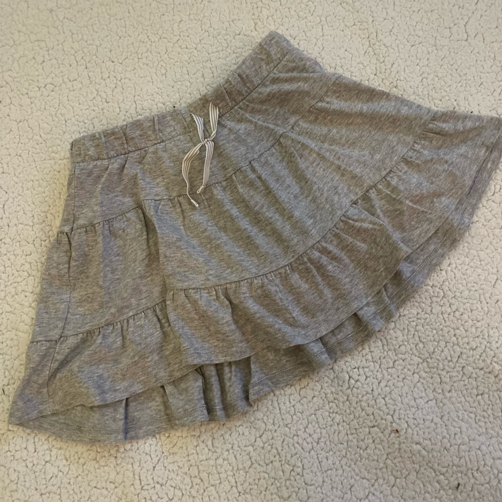 Cat & Jack girls cotton/polyester skort. Size 7/8. Great used condition.